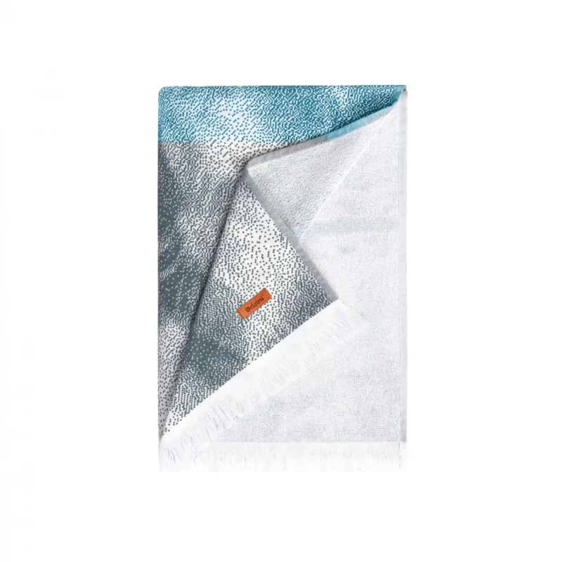 Prosop plaja TRINIDAD